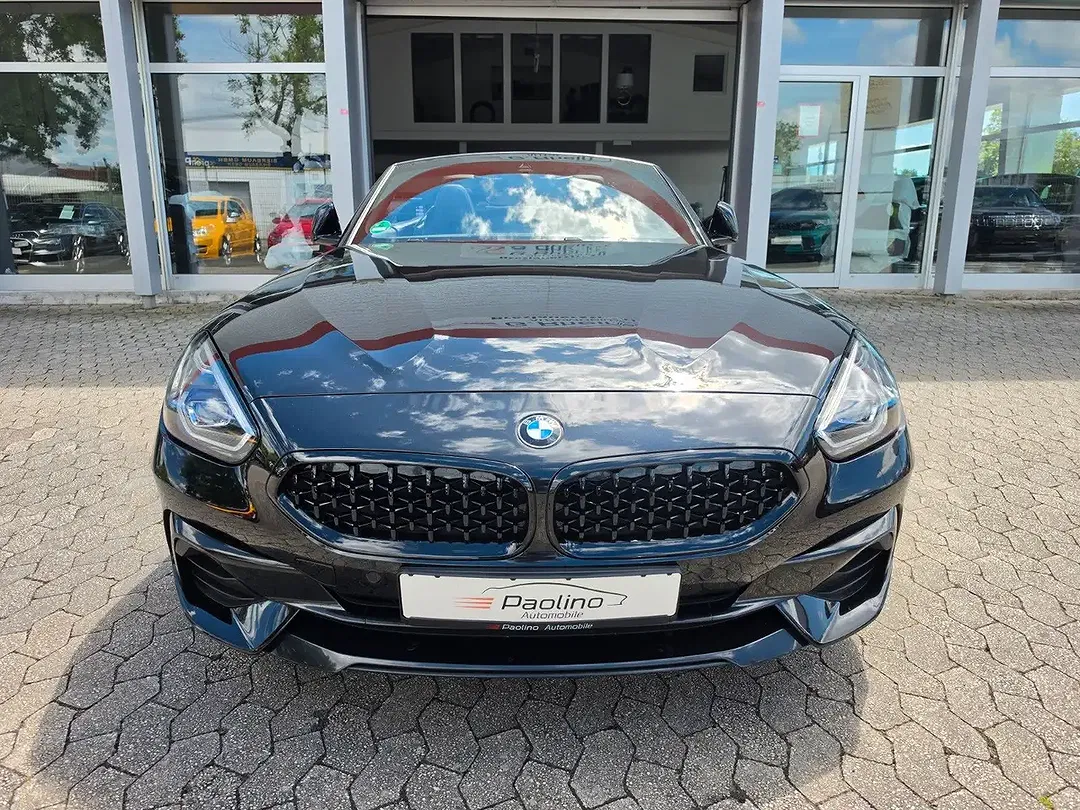 BMW Z4 - Thumbnail 2