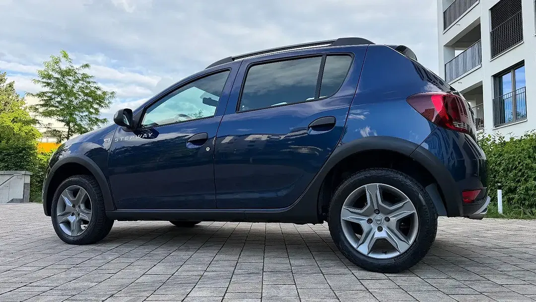 Dacia Sandero - Thumbnail 10