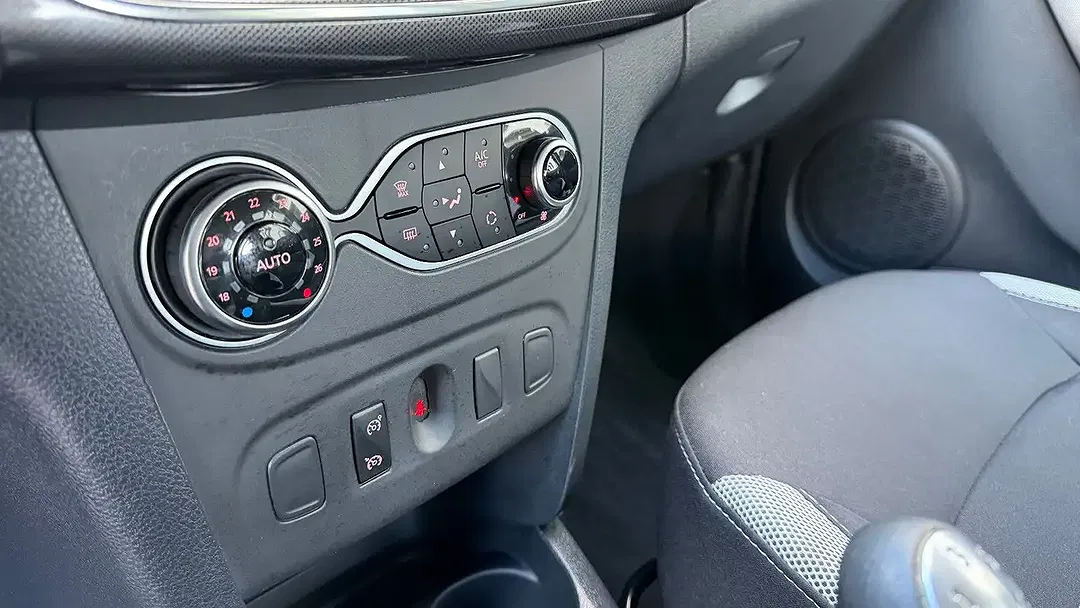 Dacia Sandero - Thumbnail 14