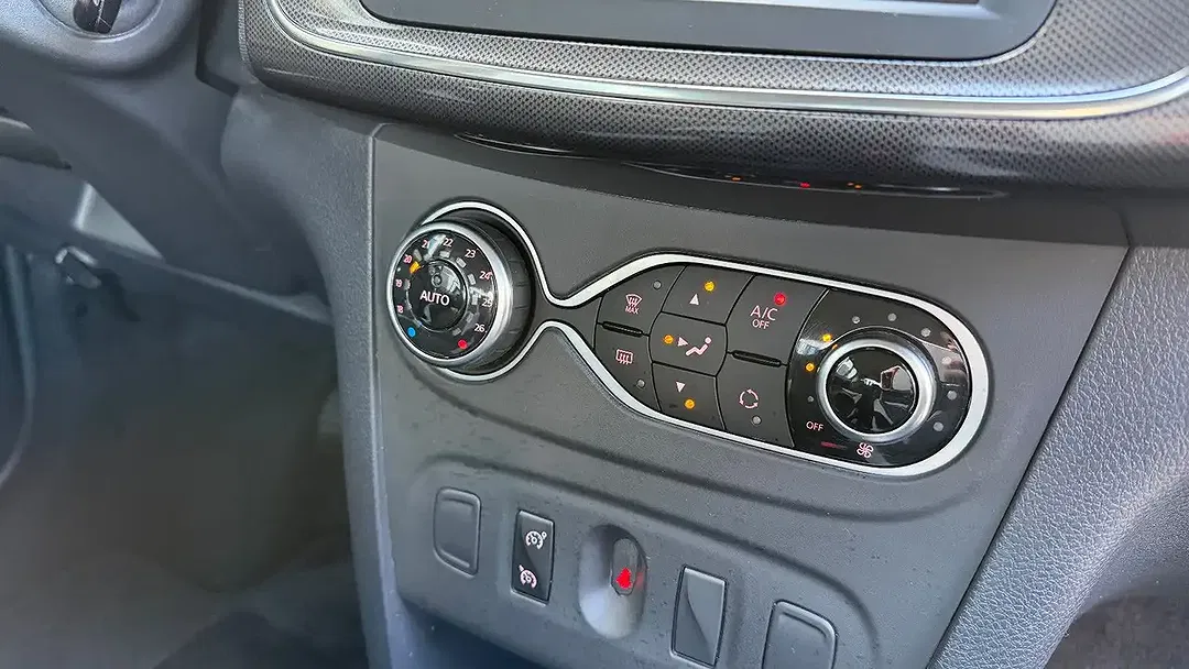 Dacia Sandero - Thumbnail 5