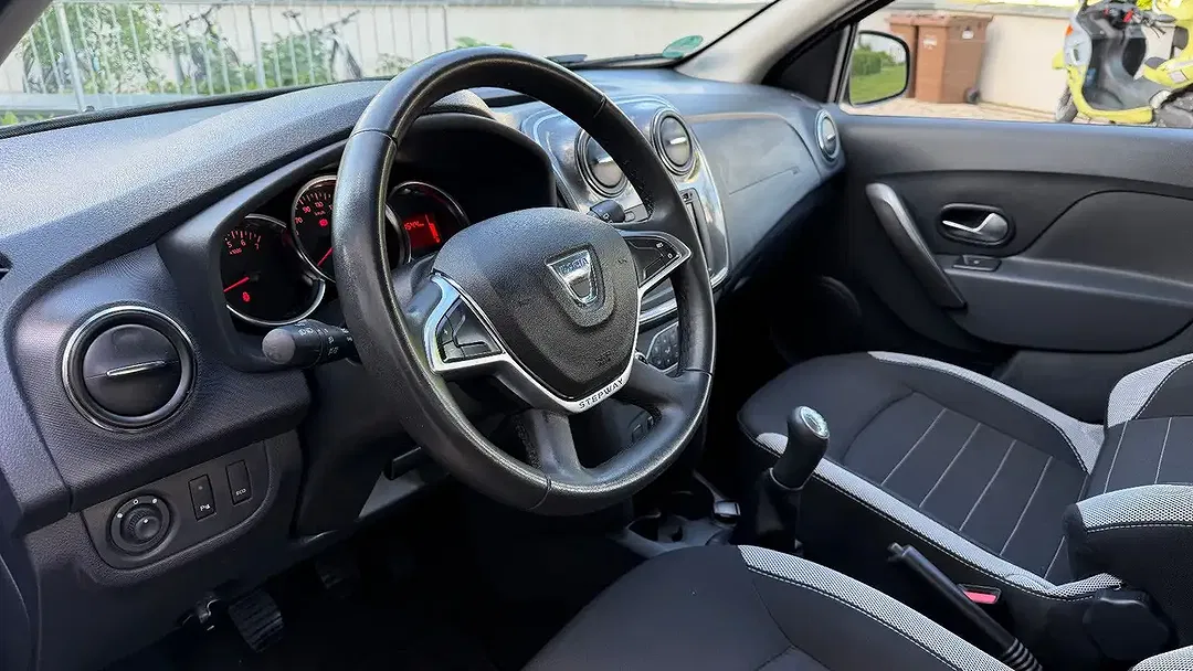 Dacia Sandero - Thumbnail 7