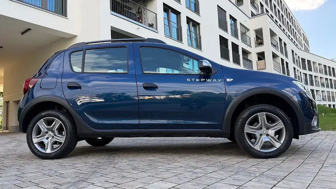 Dacia Sandero - Thumbnail 9