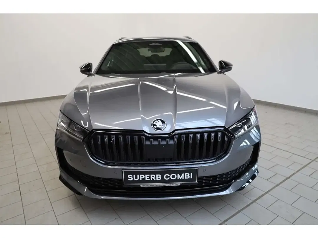 Skoda Superb - Thumbnail 2