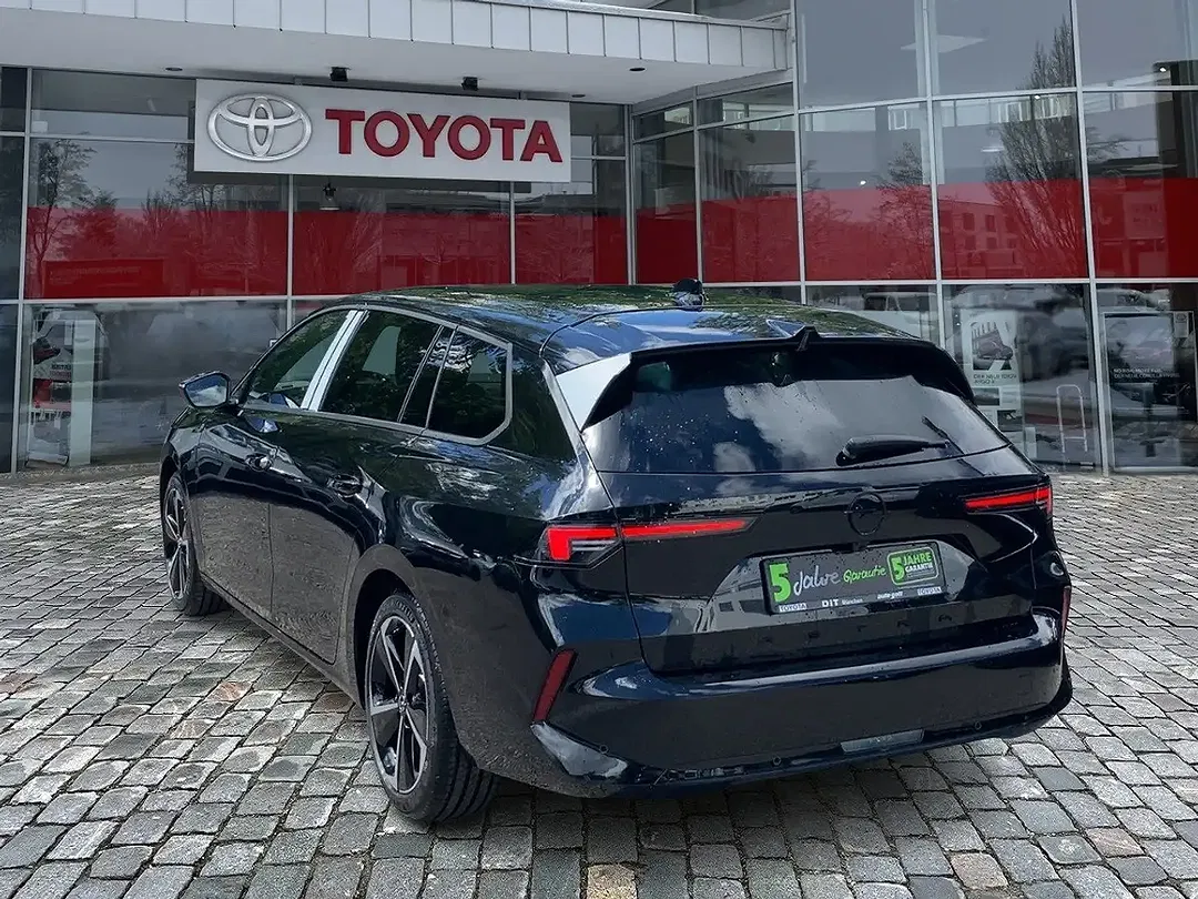 Opel Astra - Thumbnail 3