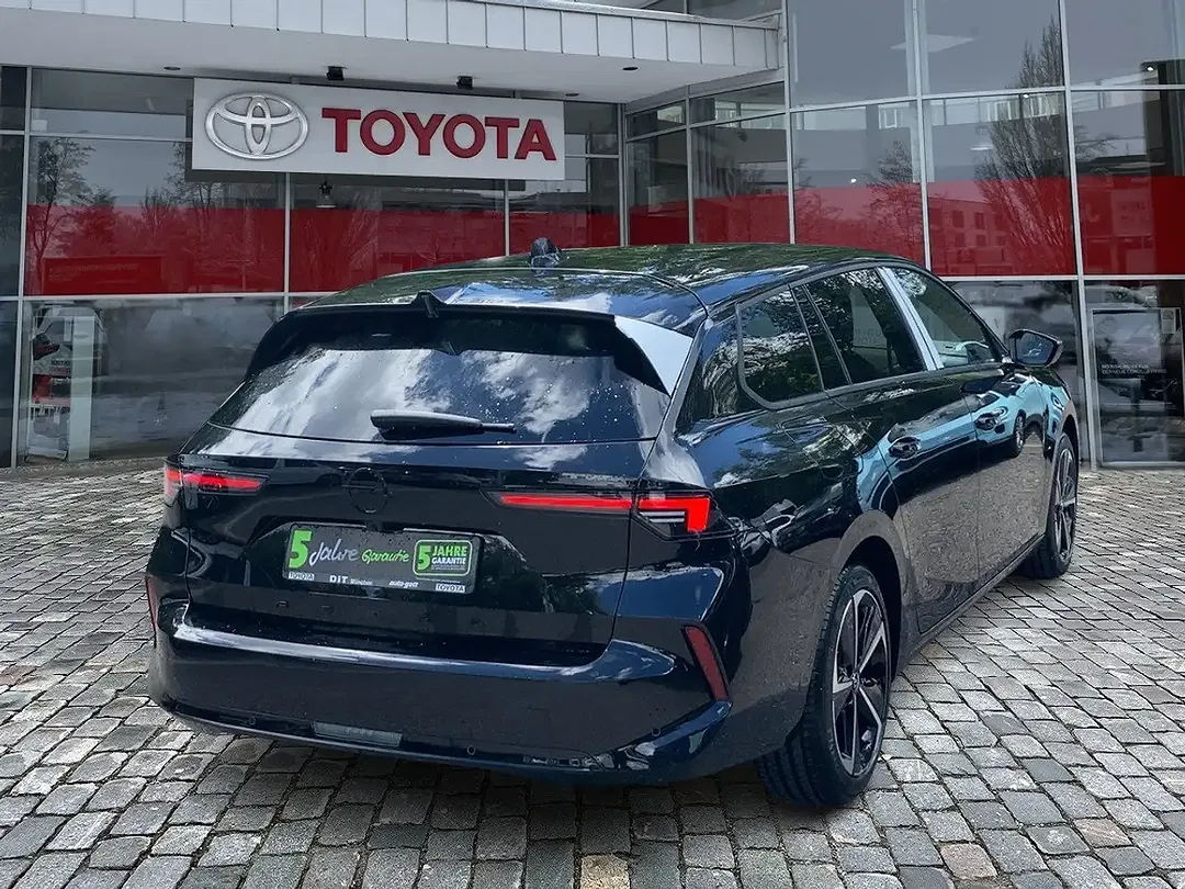 Opel Astra - Thumbnail 4