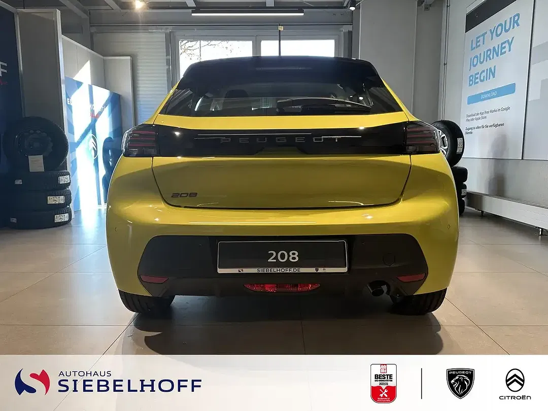Peugeot 208 - Thumbnail 6
