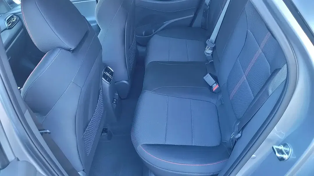 Hyundai i30 - Thumbnail 7
