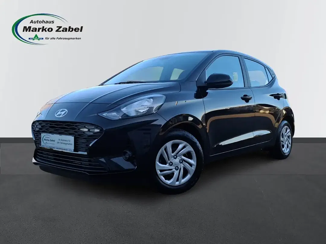 Hyundai i10 - Thumbnail 1