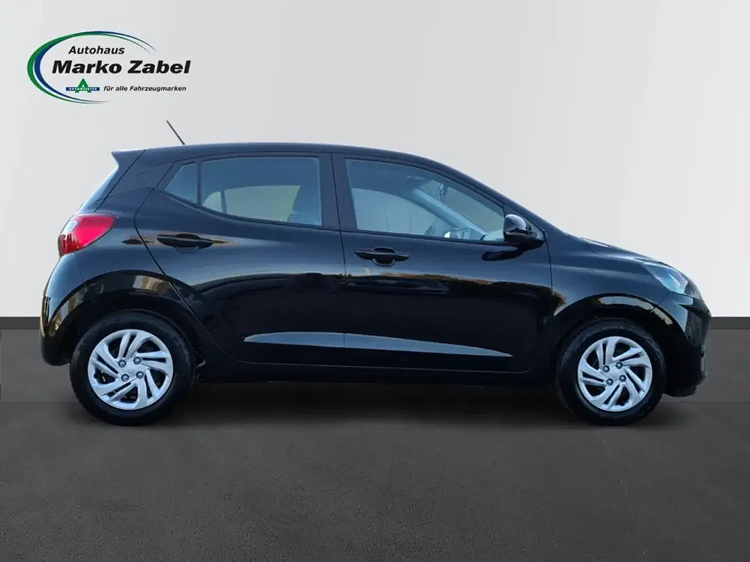 Hyundai i10 - Thumbnail 6