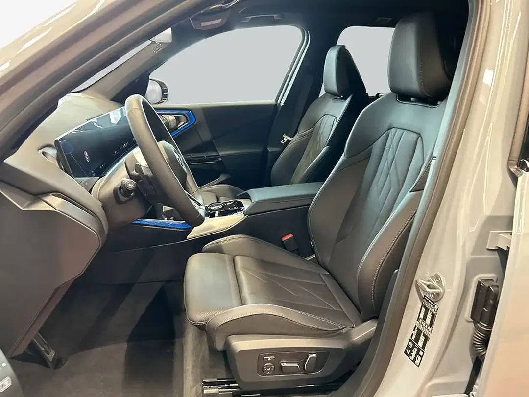 BMW X3 - Thumbnail 11