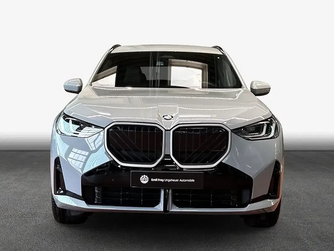 BMW X3 - Thumbnail 3