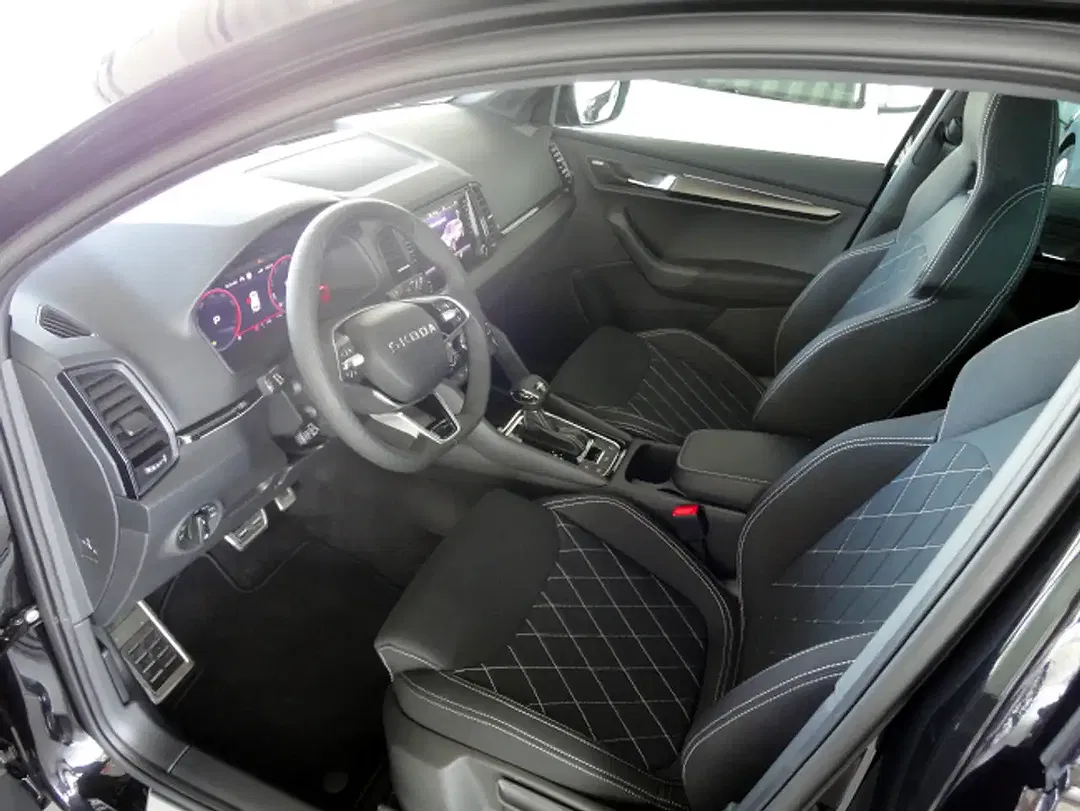 Skoda Karoq - Thumbnail 4