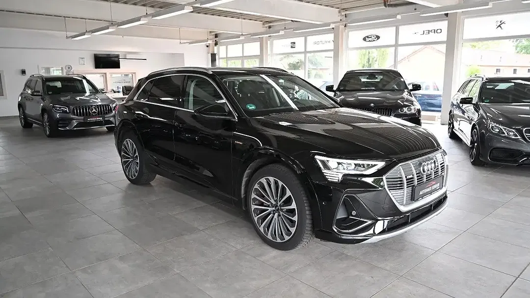 Audi e-tron - Thumbnail 12