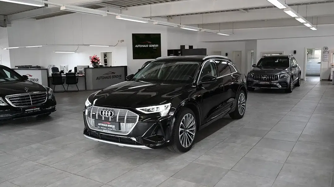 Audi e-tron - Thumbnail 2