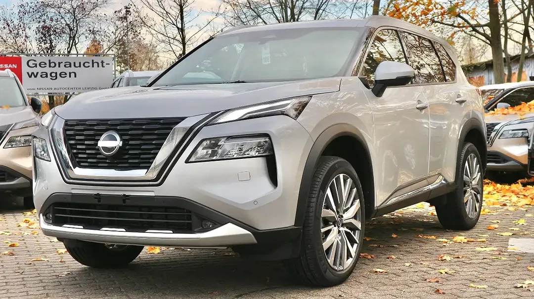 Nissan X-Trail - Thumbnail 2