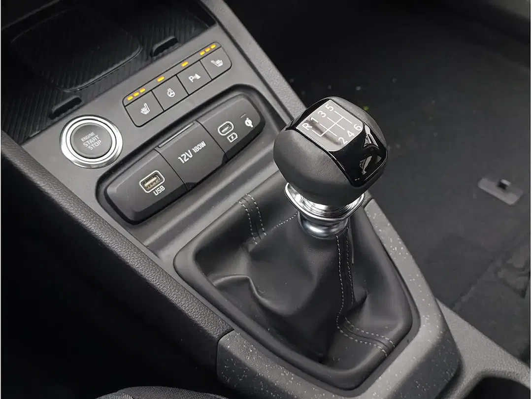 Kia Stonic - Thumbnail 15