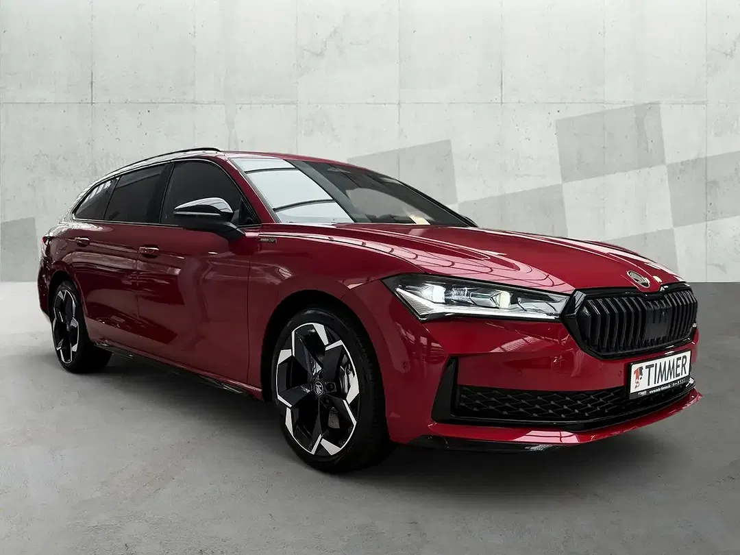 Skoda Superb - Thumbnail 1