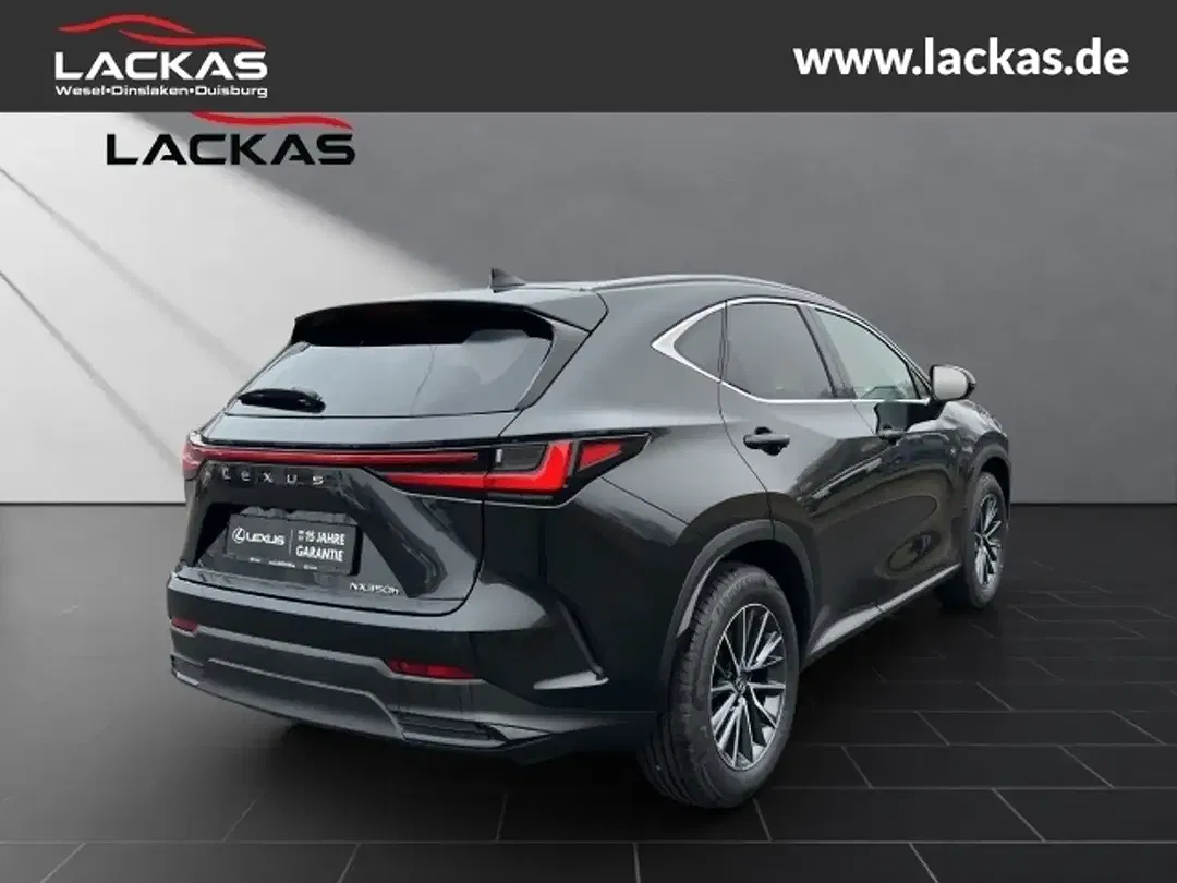 Lexus NX 350h - Thumbnail 5