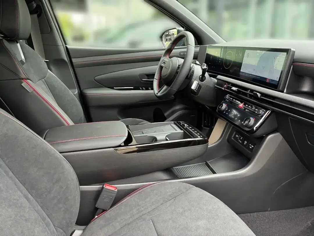 Hyundai TUCSON - Thumbnail 14