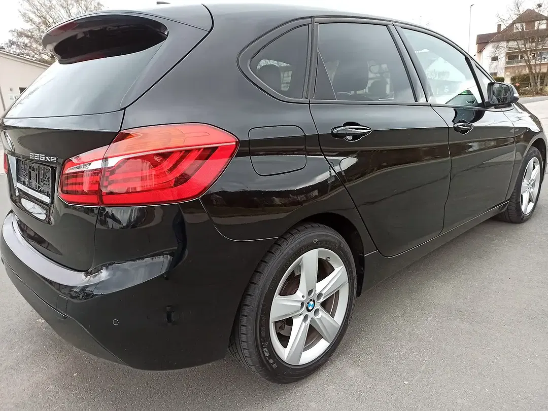 BMW 225 - Thumbnail 6