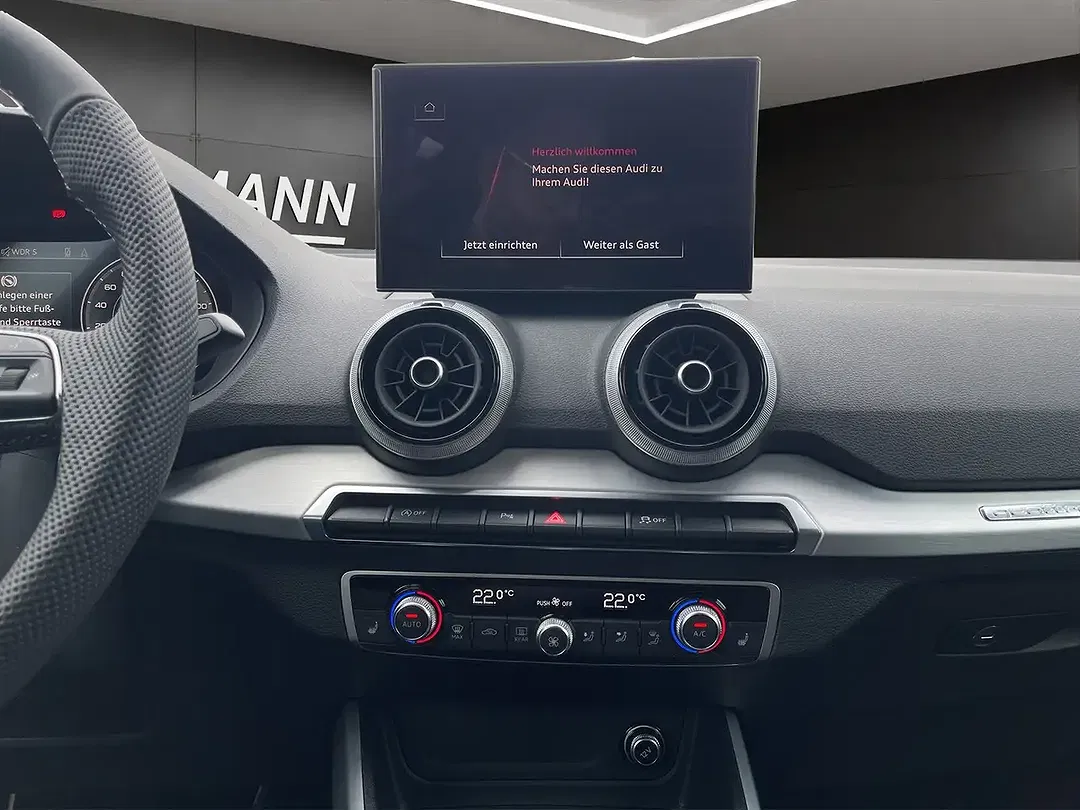 Audi Q2 - Thumbnail 11