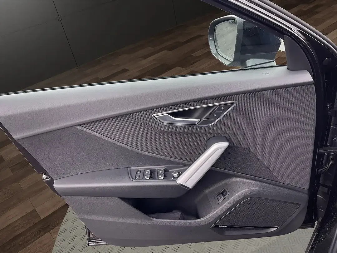 Audi Q2 - Thumbnail 12