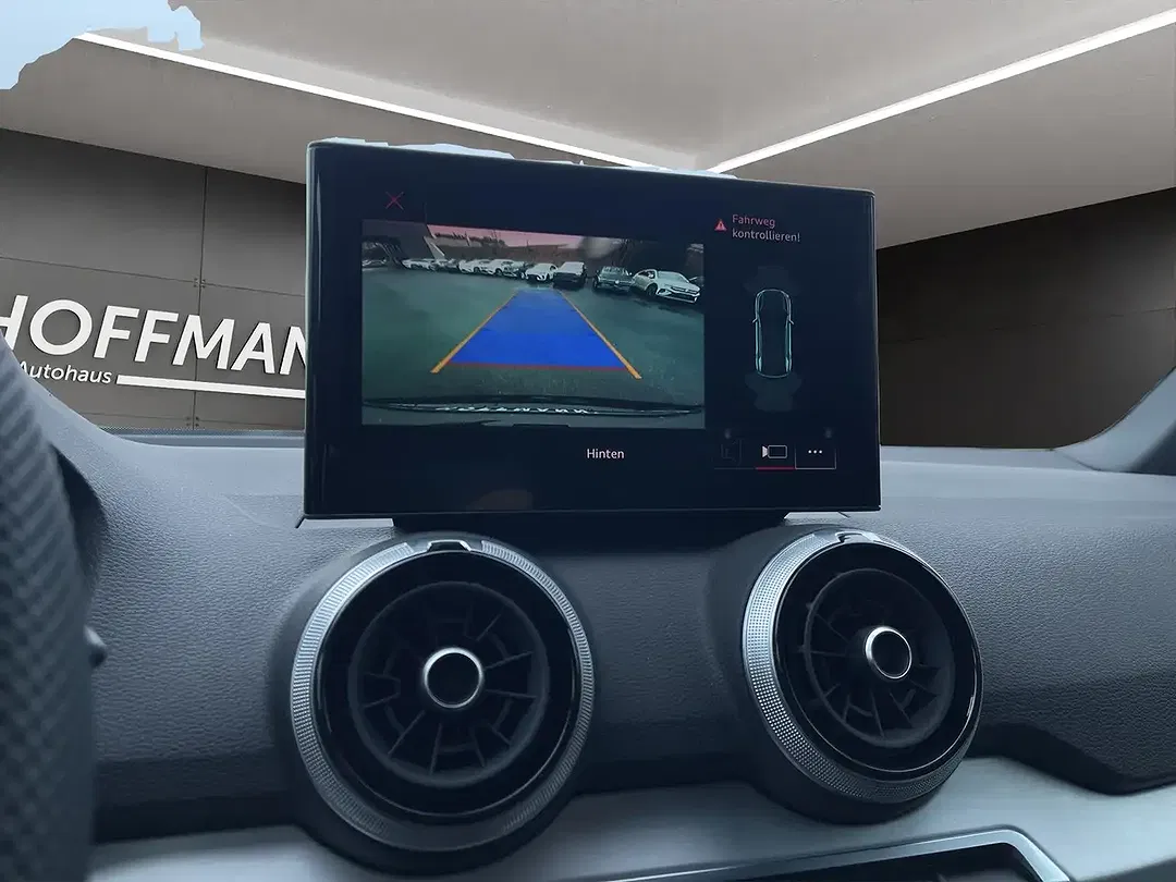 Audi Q2 - Thumbnail 14