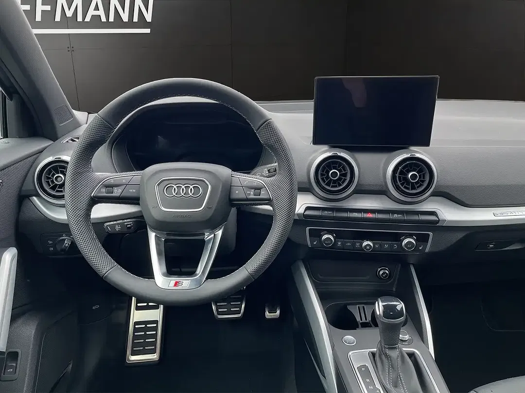 Audi Q2 - Thumbnail 8