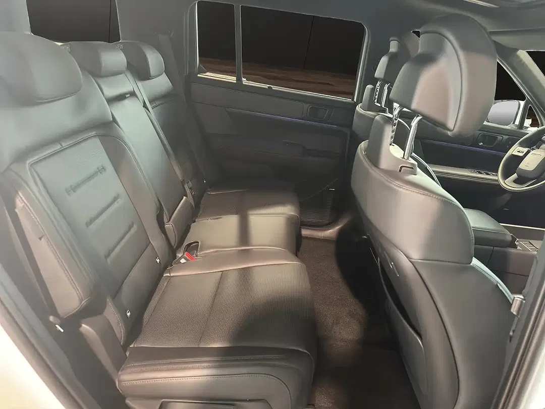 Hyundai SANTA FE - Thumbnail 13