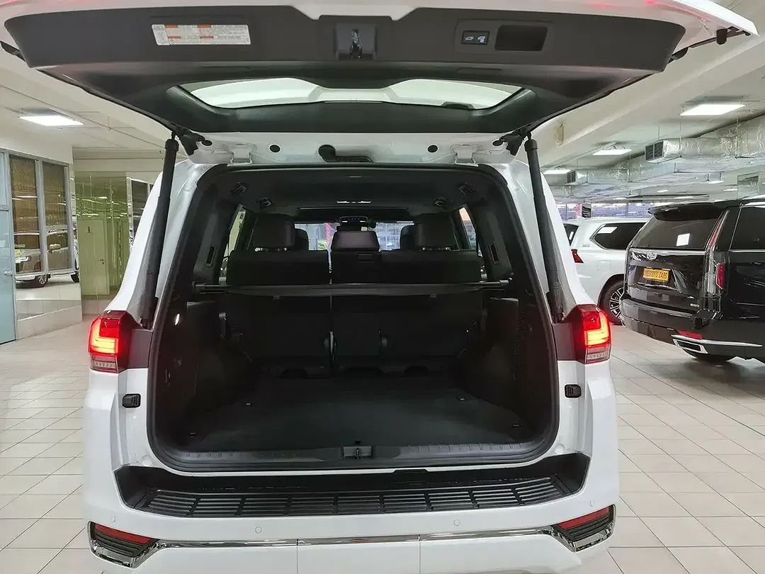Toyota Land Cruiser - Thumbnail 28
