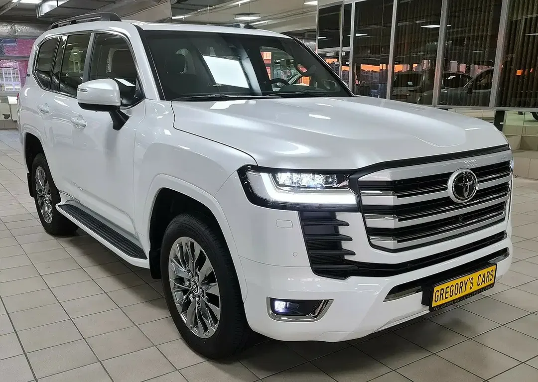 Toyota Land Cruiser - Thumbnail 7