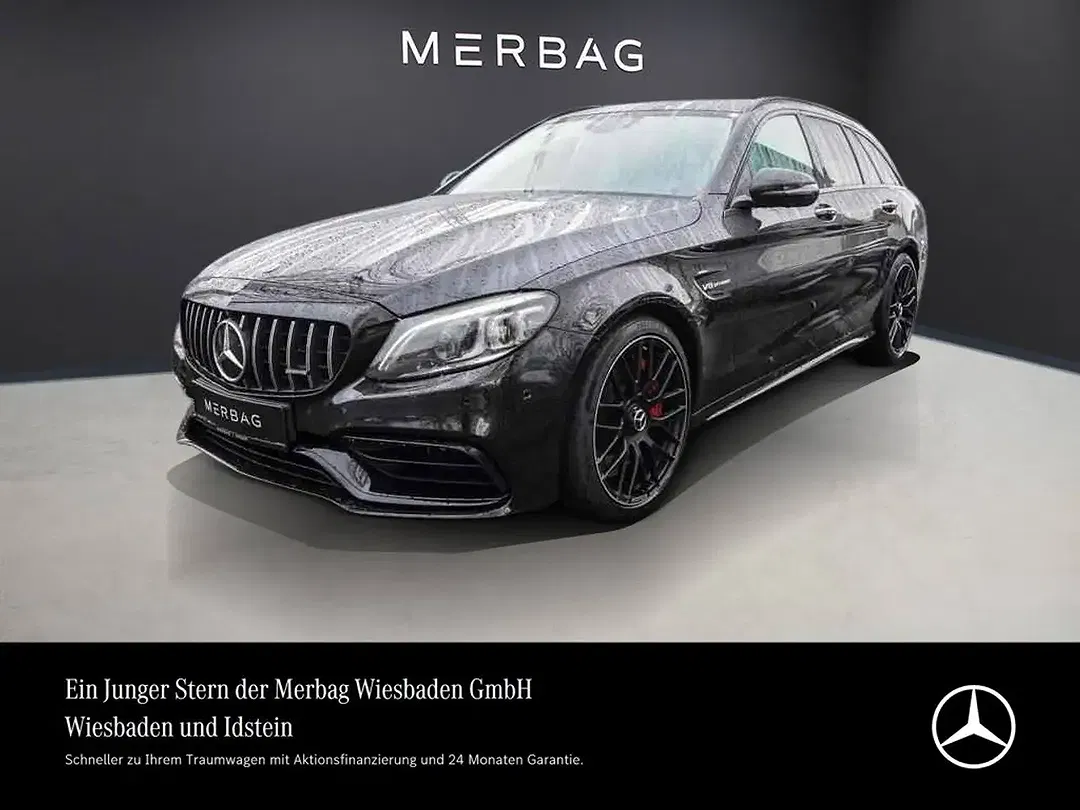 Mercedes-Benz C 63 AMG - Thumbnail 1
