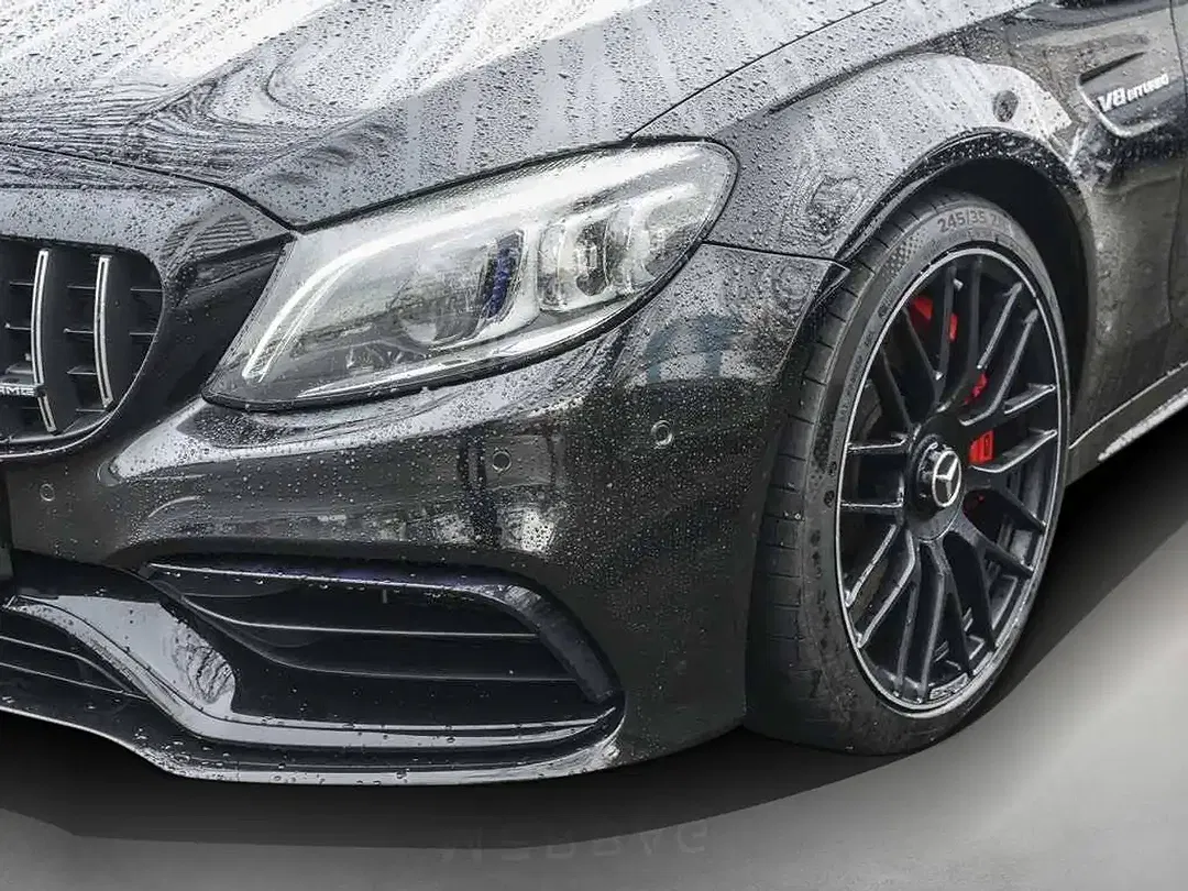 Mercedes-Benz C 63 AMG - Thumbnail 3