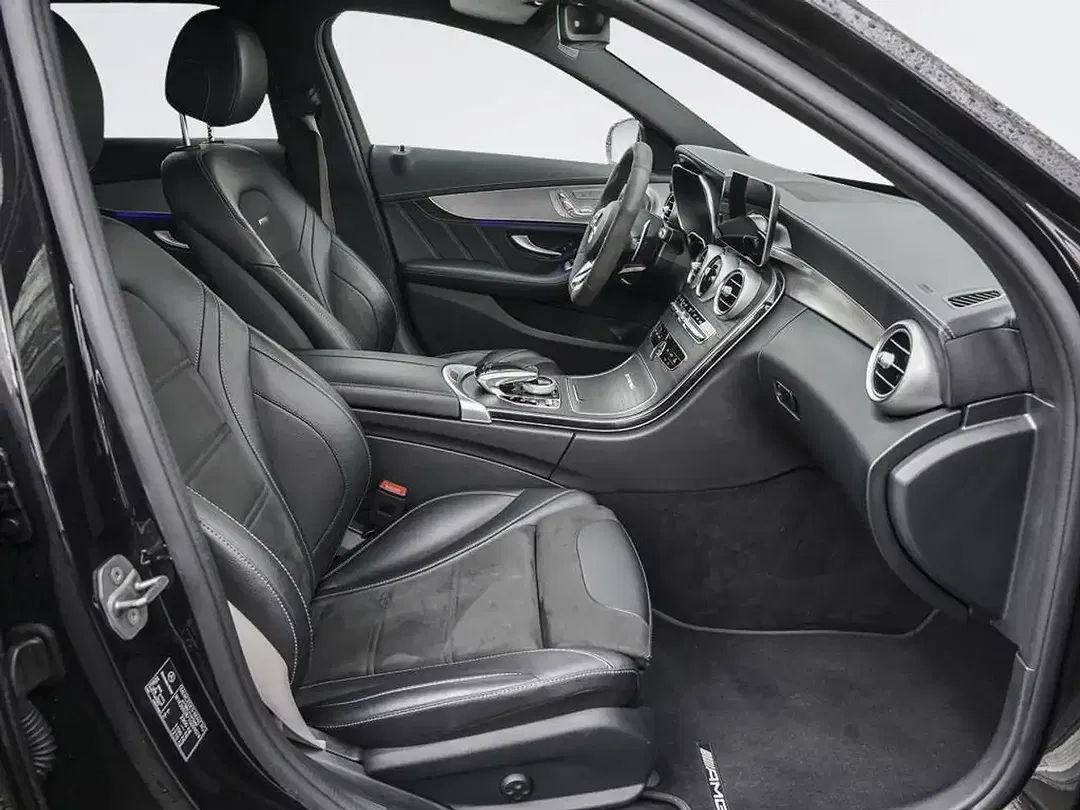 Mercedes-Benz C 63 AMG - Thumbnail 5