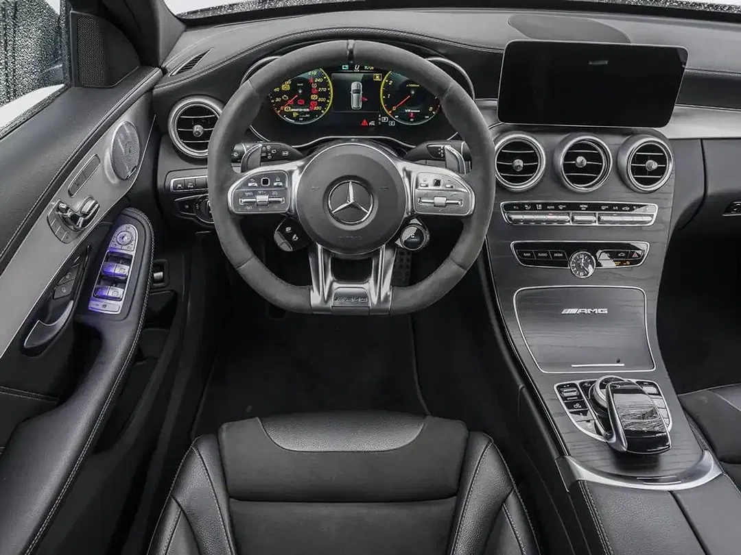 Mercedes-Benz C 63 AMG - Thumbnail 8