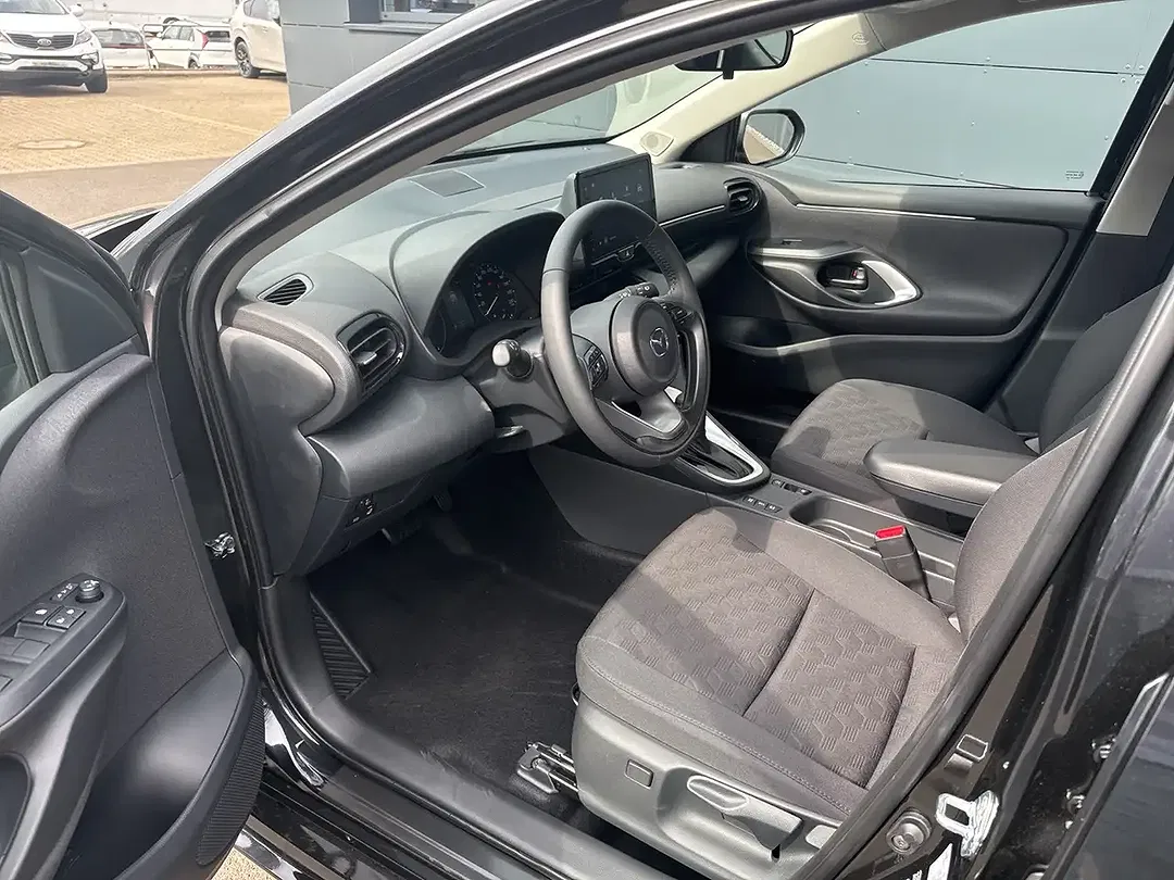 Mazda 2 - Thumbnail 11