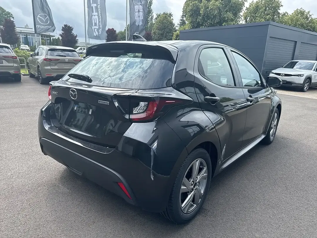 Mazda 2 - Thumbnail 4