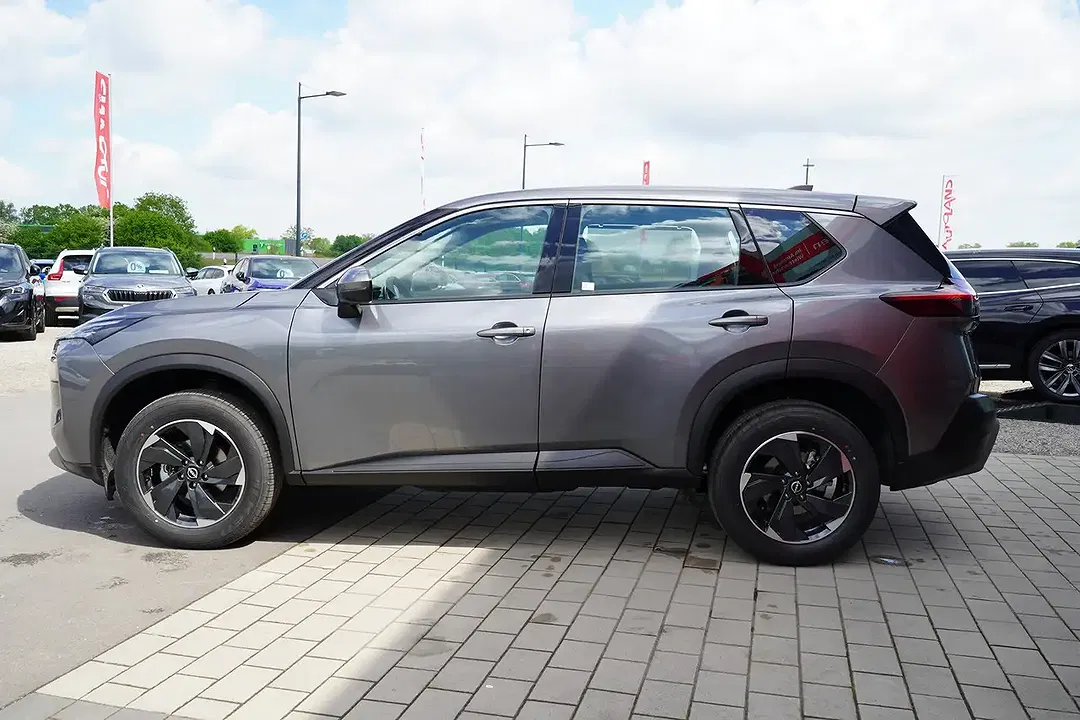 Nissan X-Trail - Thumbnail 2