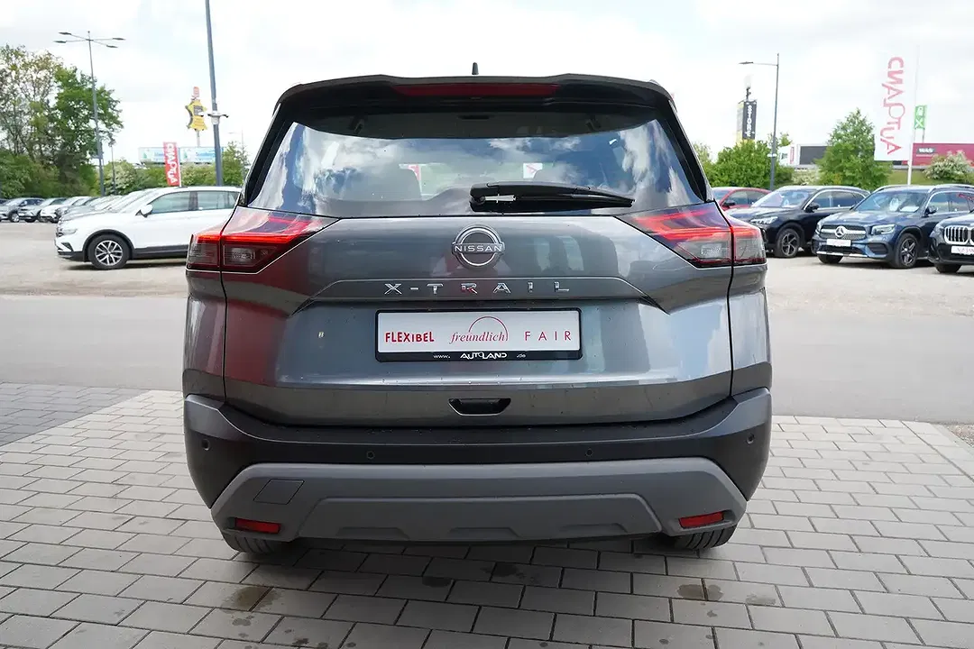 Nissan X-Trail - Thumbnail 4