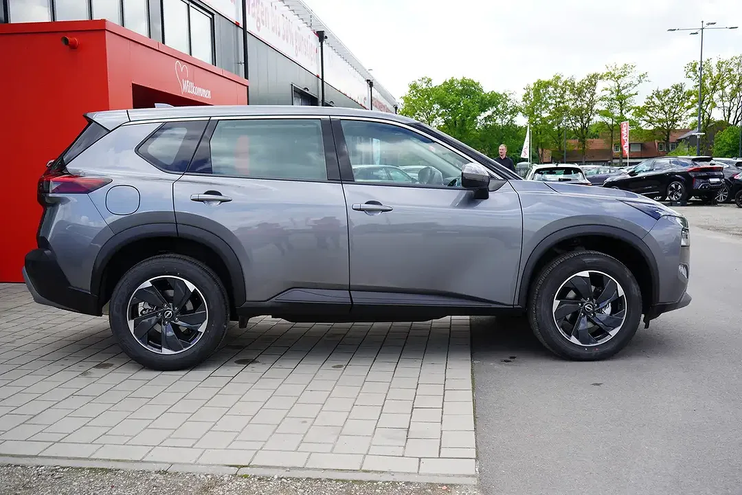 Nissan X-Trail - Thumbnail 6