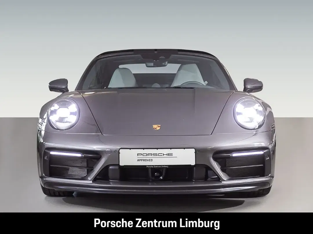 Porsche 992 - Thumbnail 4