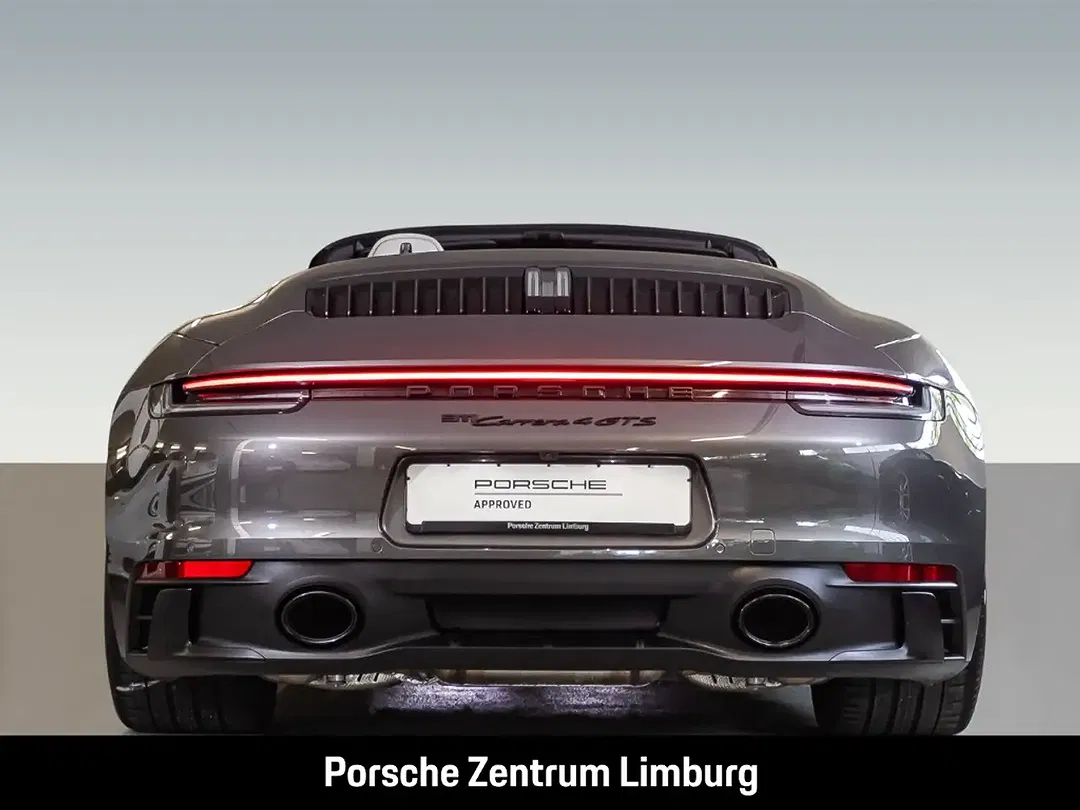 Porsche 992 - Thumbnail 5