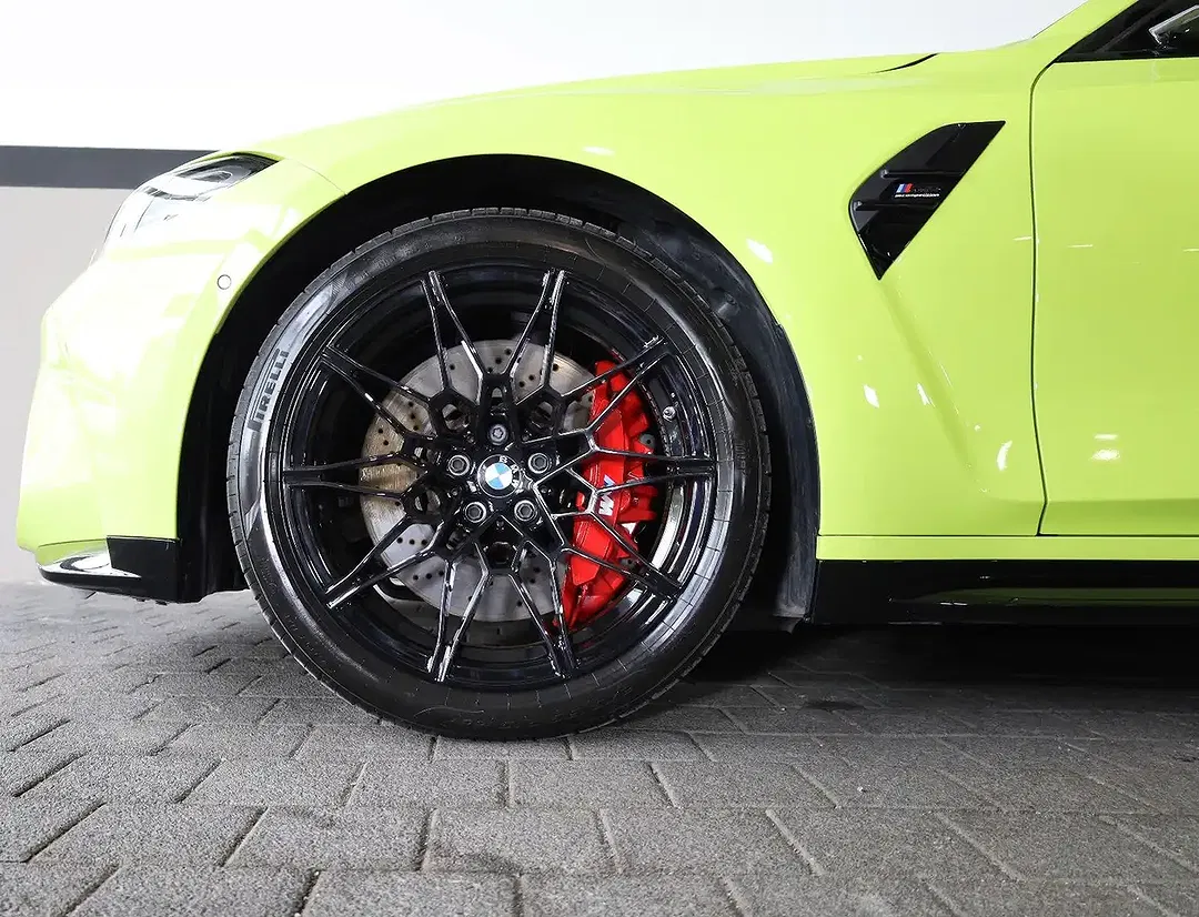 BMW M3 - Thumbnail 4