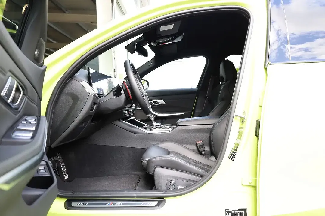 BMW M3 - Thumbnail 8