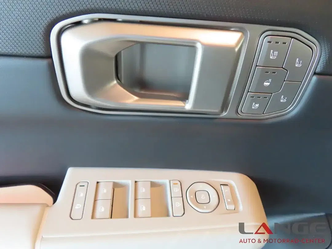 Kia EV4 - Thumbnail 15