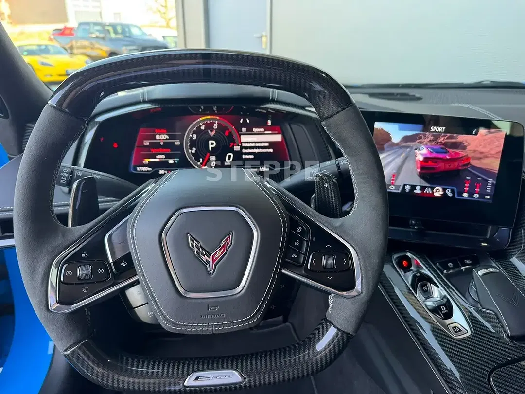 Corvette C8 - Thumbnail 7