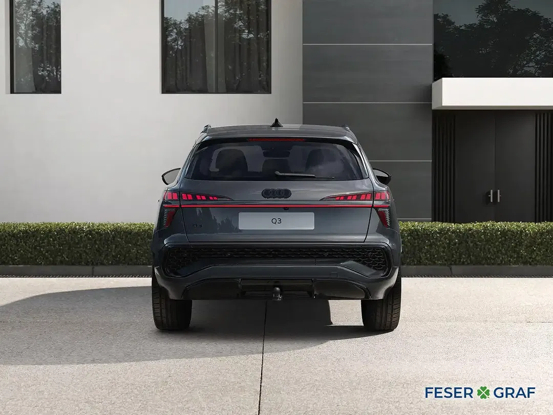 Audi Q3 - Thumbnail 4