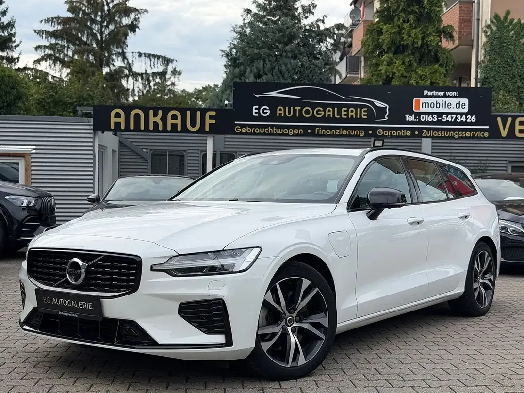 Volvo V60 R-Design Expression