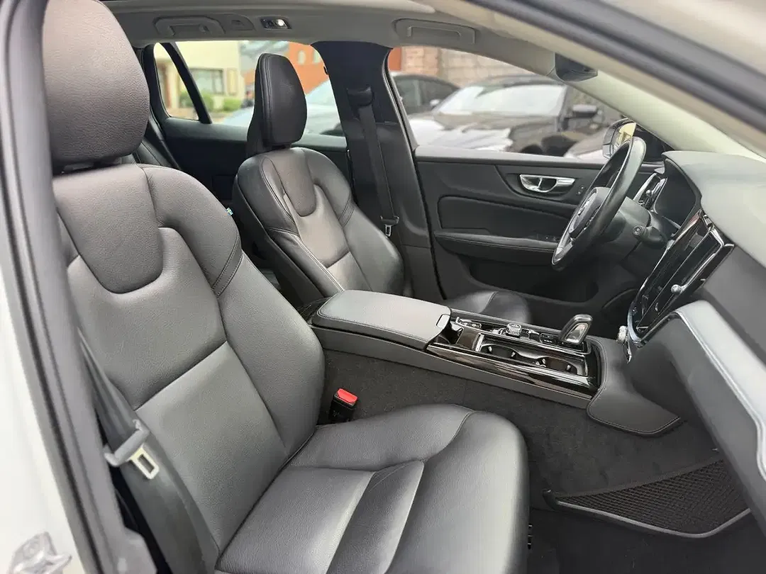 Volvo V60 - Thumbnail 16