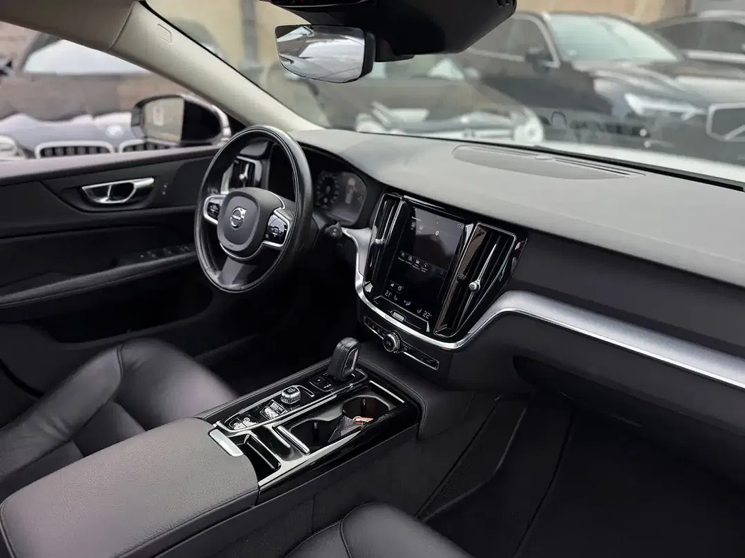 Volvo V60 - Thumbnail 17